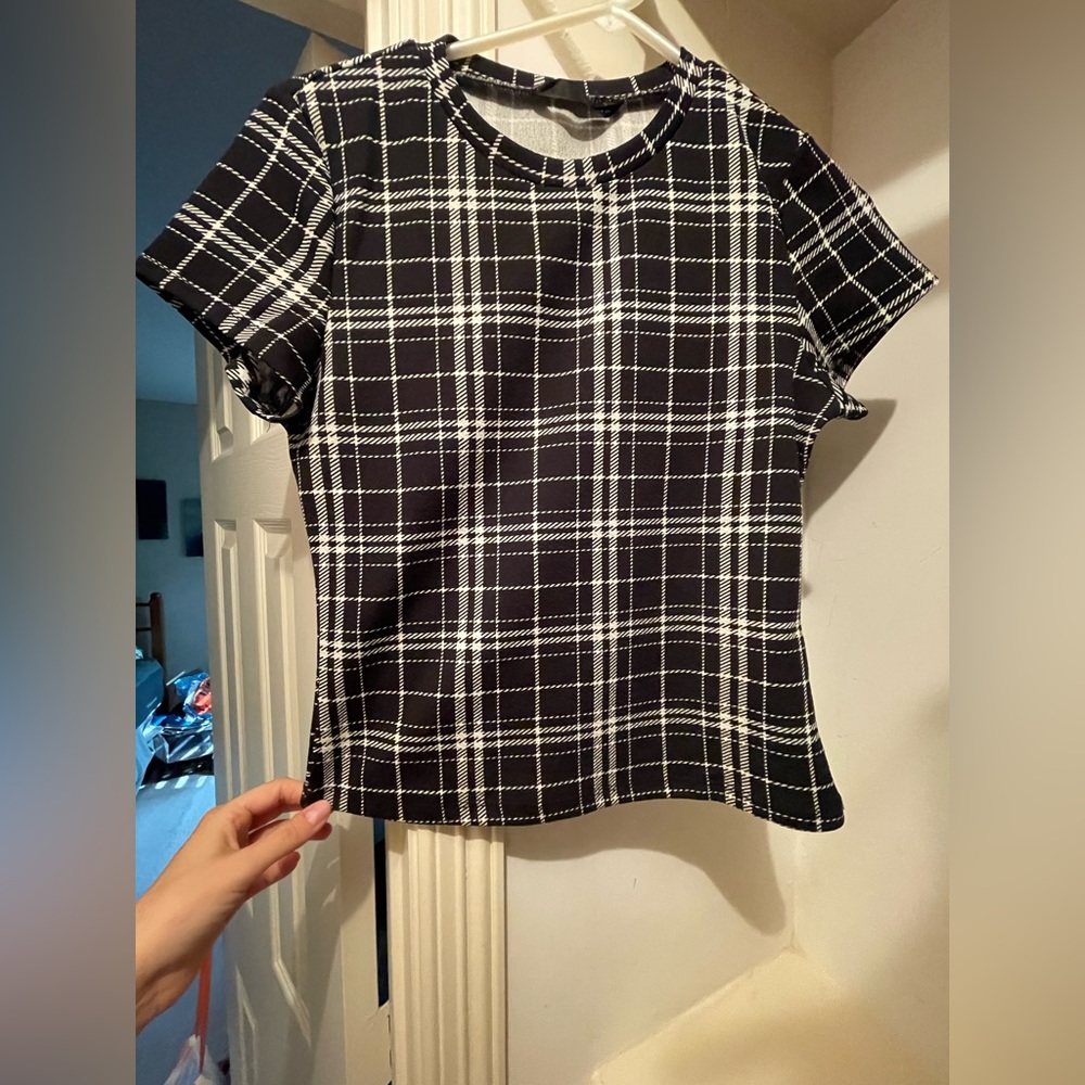 Simple Short Sleeve Black and White Stripe Blouse